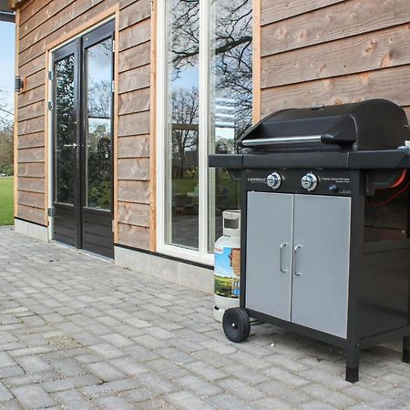 2 Bedroom Nice Home In Bornerbroek Weleveld Bagian luar foto