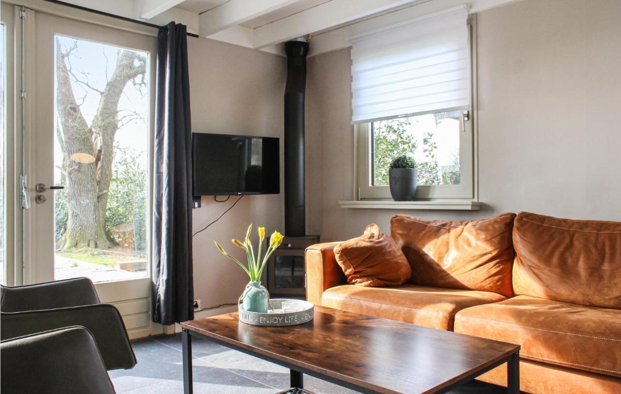 2 Bedroom Nice Home In Bornerbroek Weleveld Bagian luar foto